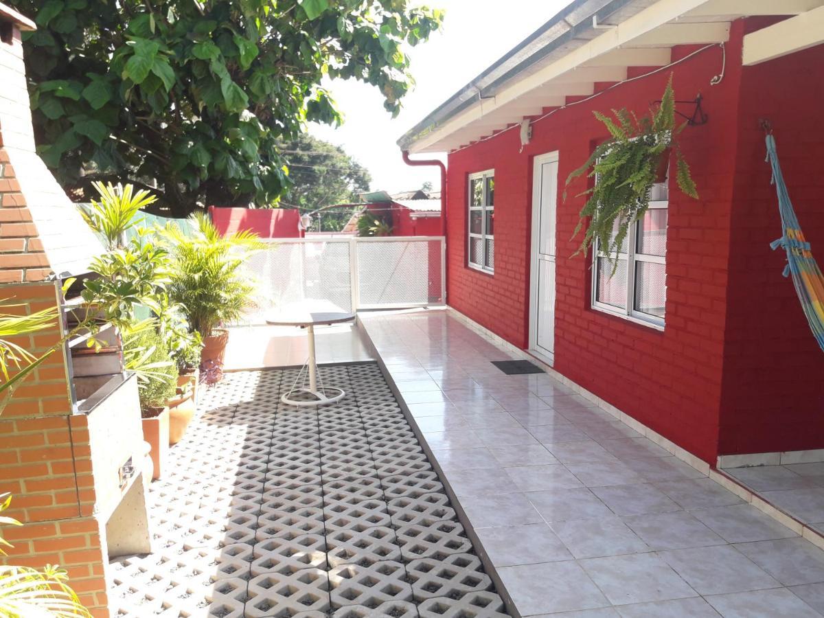 En Familia Villa Puerto Iguazu Ngoại thất bức ảnh